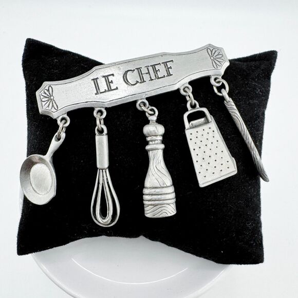 Signed JJ Pewter Le Chef Kitchen Utensil Dangle Brooch Vintage Cook Wisk Pan - Picture 1 of 8
